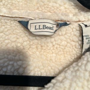 LL Bean petite Latge woman’s brown shearling coat worn only 3 times